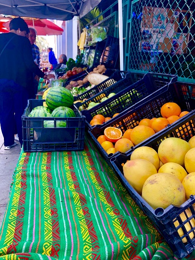 Farmers Market in La Paz